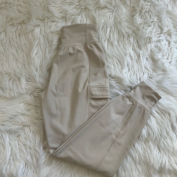 Old Navy Active Women's High-Rise Jogger Pants - Picture 2 of 11